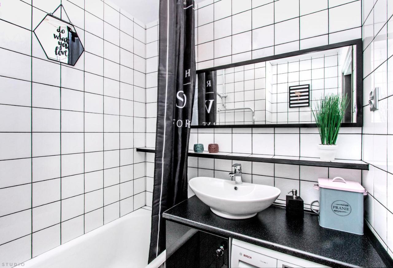 Clicktheflat Hoza Street Apart Rooms Warschau Exterior foto